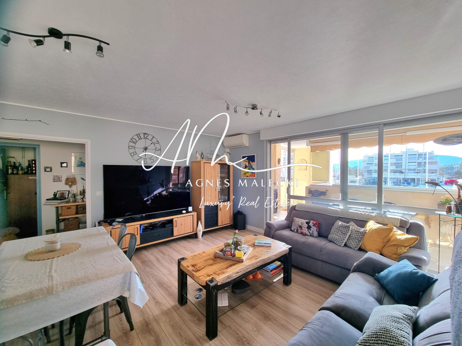 Image_5, Appartement, Bormes-les-Mimosas, ref :V10008388