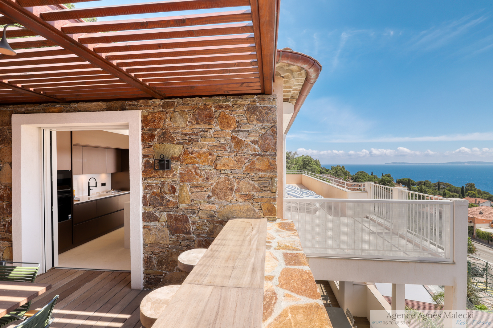 Image_1, Appartement, Rayol-Canadel-sur-Mer, ref :V10007511