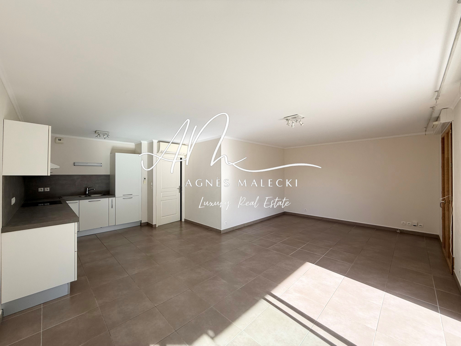 Image_5, Appartement, Cavalaire-sur-Mer, ref :V10008014