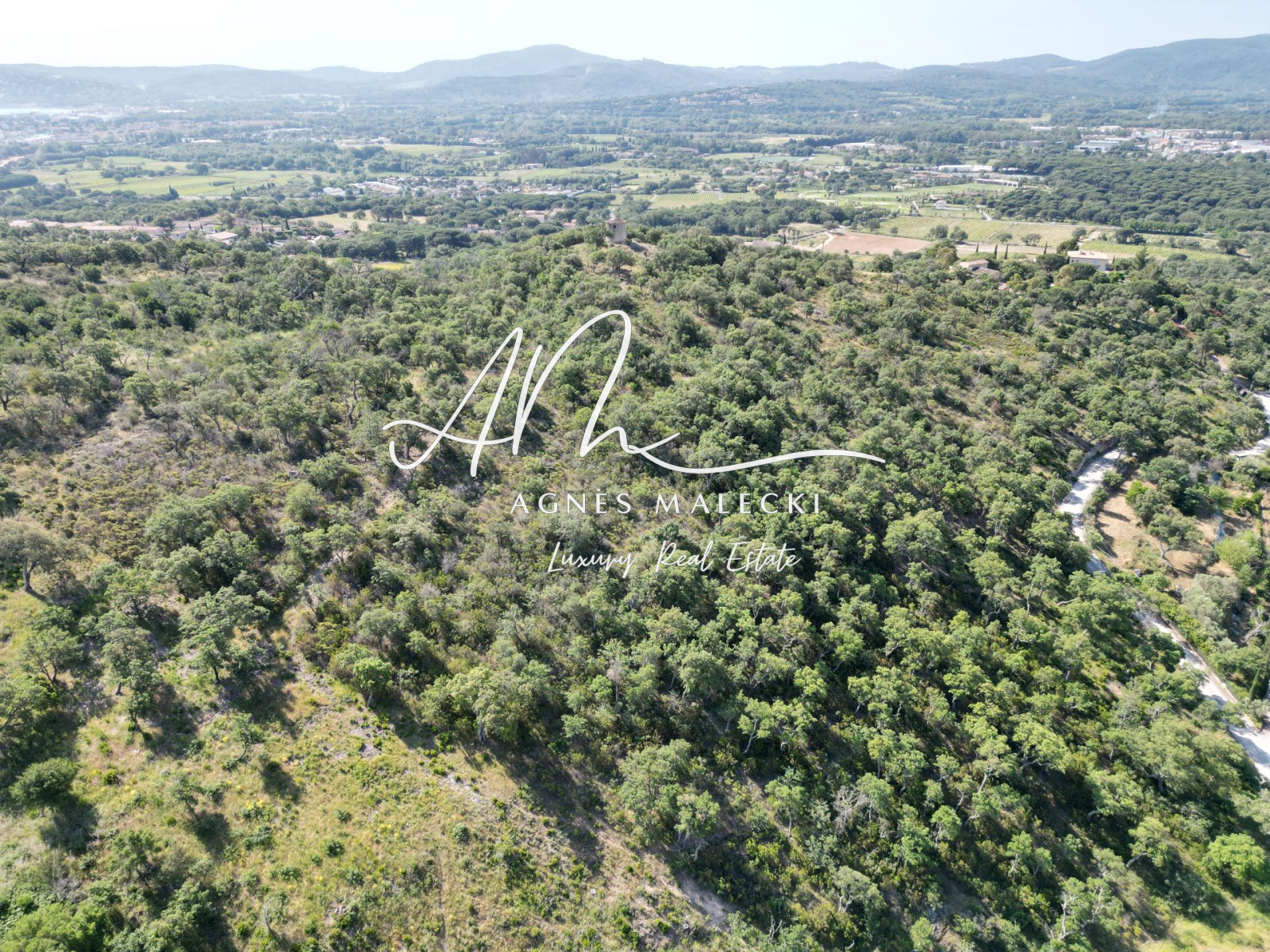 Image_1, Terrain, Grimaud, ref :V10008932