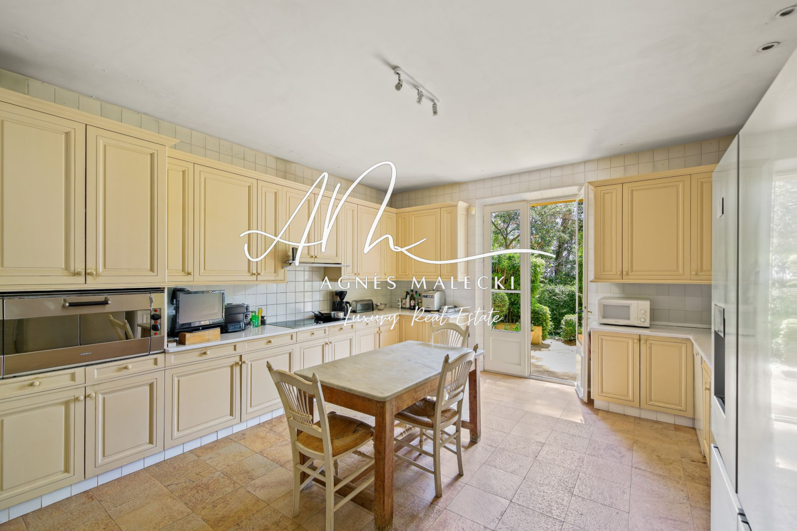 Image_14, Propriete, Rayol-Canadel-sur-Mer, ref :VPR40008587